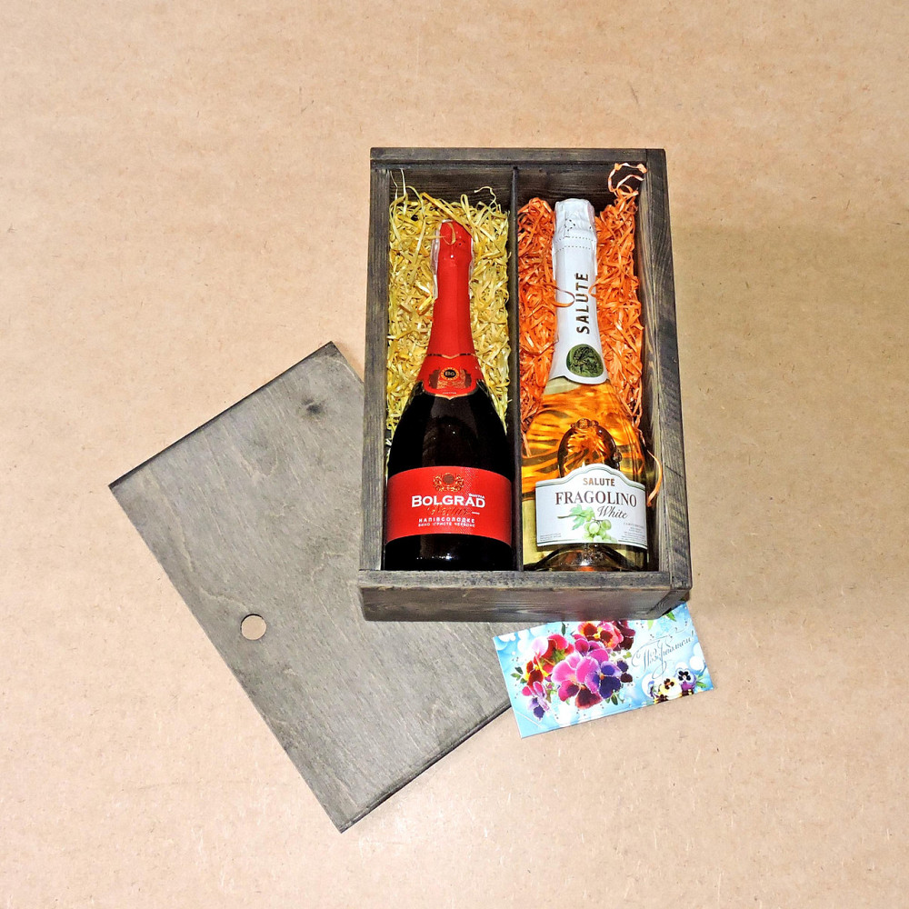 Подарочная коробка 