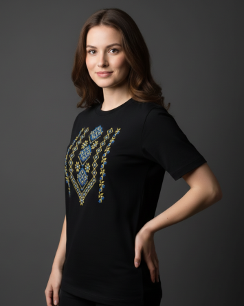 Жіноча Футболка вишиванка з геометричним орнаментом Київ
