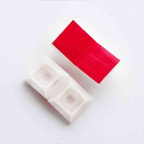 Майданчик 20*20*8мм для кабельної стяжки самоклеючий (50 шт) Харків