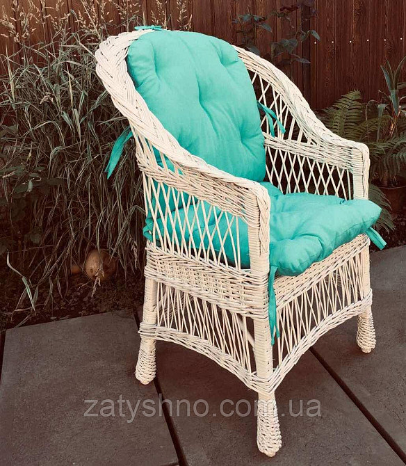 Крісло плетене з блакитною накидкою Київ - фото 4