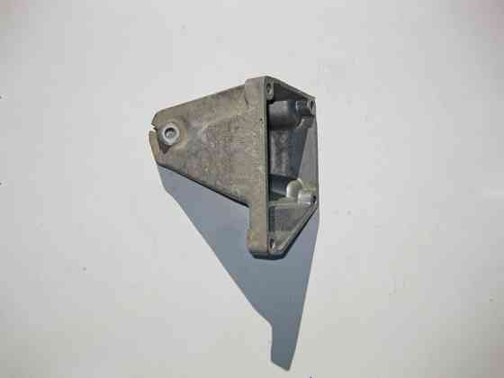 Mercedes-Benz  A2722230604 Кронштейн опори двигуна правий M272 V6 3.5л S-Class W221 Одесса