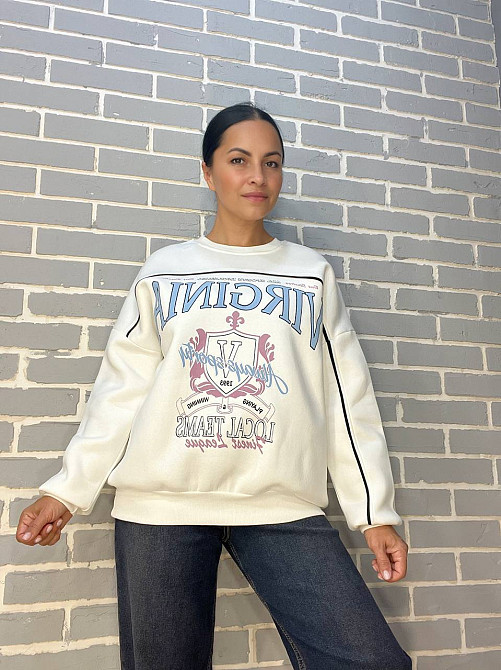 Свитшот женский OLIVIA 2468 надпись впереди VIRGINIA утепленный на флисе модель оверсайз one size, белый, one size Киев - изображение 12