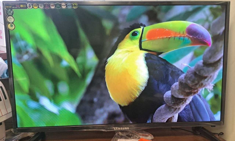 Потужний Телевізор: Samsung 4K Smart TV 42" IPS, T2 Wi-Fi Корея. Харків - фото 3