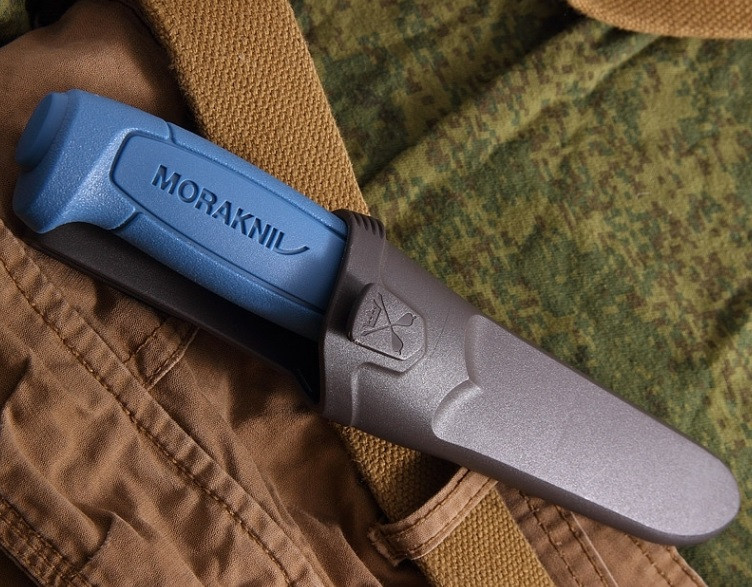 Туристичний Ніж із чохлом Morakniv "Basic 546" Blue (12241) Нержавіюча сталь Нововолинськ - фото 10