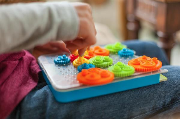 Гра-головоломка Fat Brain Toys Crankity Різнокольорові шестерні (FA140-1) Харьков - изображение 8