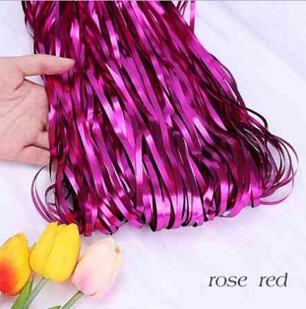 Дощик для фотозони матовий 1 м на 1 м малиновий Київ