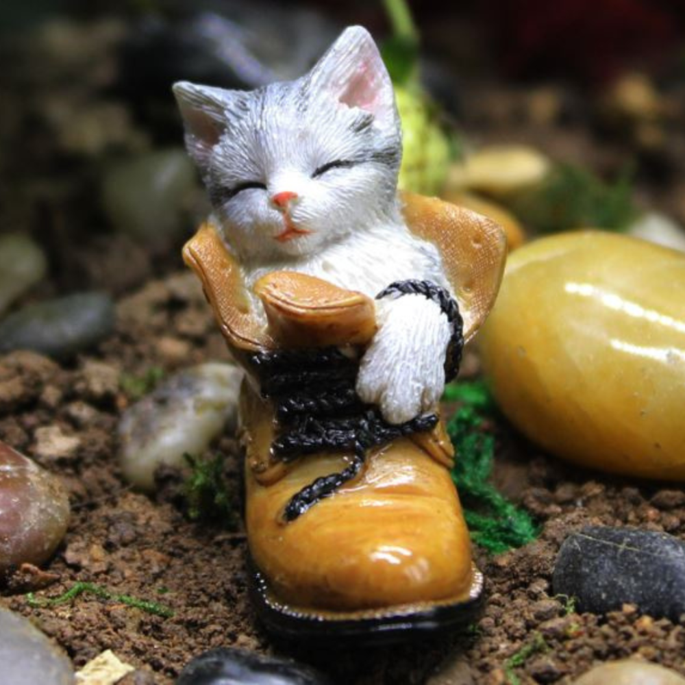 Декоративная фигурка Котенок в ботинке для мини-сада, микроландшафта, декора интерьера, флорариума. Полистоун Одесса - изображение 1