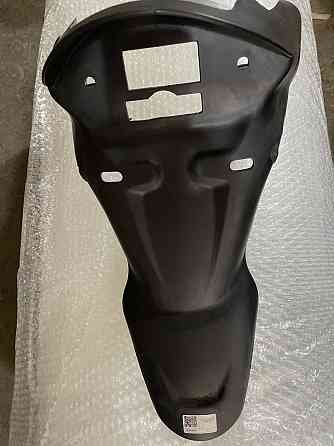 Пластик Рейс  1/3 заднє крило (чорний) Мукачево