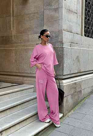 Женский прогулочный костюм двойка: кофта и штаны со стразами коттон 44, Розовый Одесса