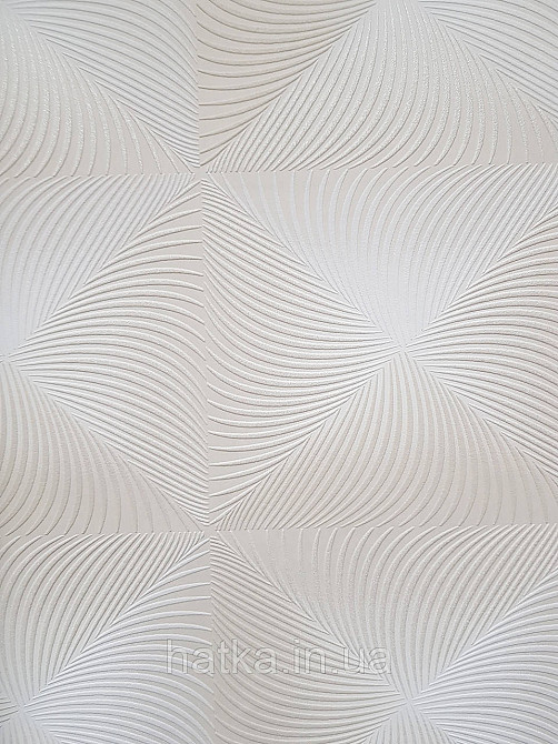 Шпалери вінілові на флізеліні Sintra Simmetria геометрія фігури ромби смуги 3д бежеві білі срібло 524732 Київ - фото 1