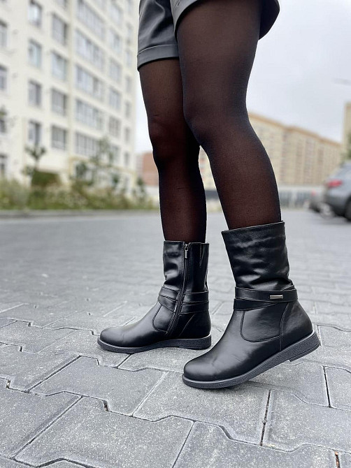 Напівчоботи жіночі ЭММА чорні натуральна шкіра з хутром висота 21 см обхват 29-32 см 40р. (2097 Коломия - фото 10
