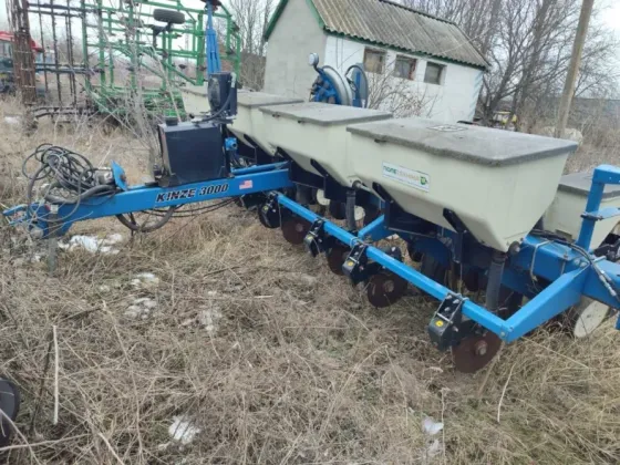 Сеялка Kinze 3000 пневматическая Днепр