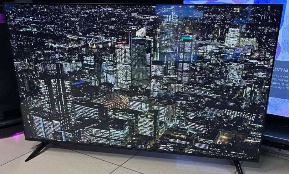 Телевизор Безрамный: 65