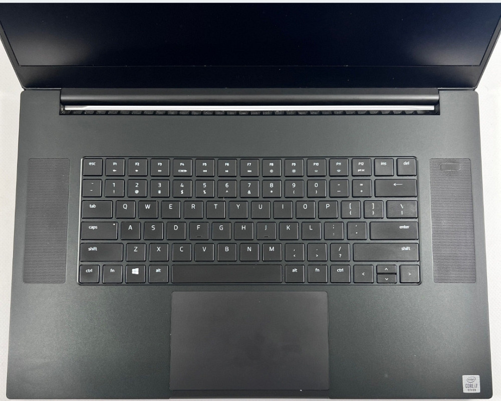 Razer Blade 17 i7-10875H 64GB 1TB SSD RTX 2070 Max-Q 8Gb Гарантія. Харків - фото 3