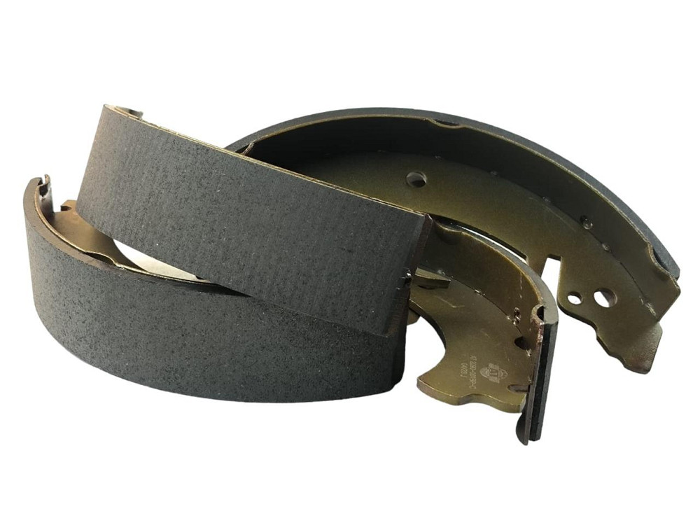 Колодки 2101-2107, 2121-21214, 2123 задние (к-кт 4 шт) AT тормозные Мукачево - изображение 1