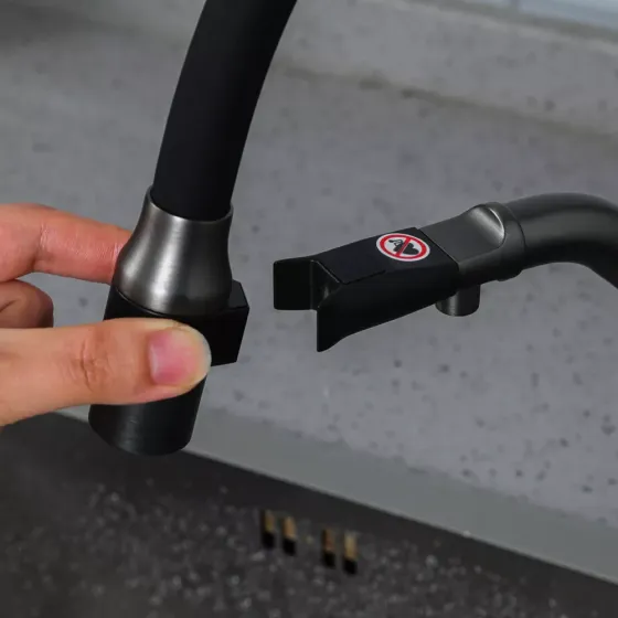 Змішувач для кухні з підключенням до фільтру GAPPO G4398-89 та гнучким виливом, графіт Київ