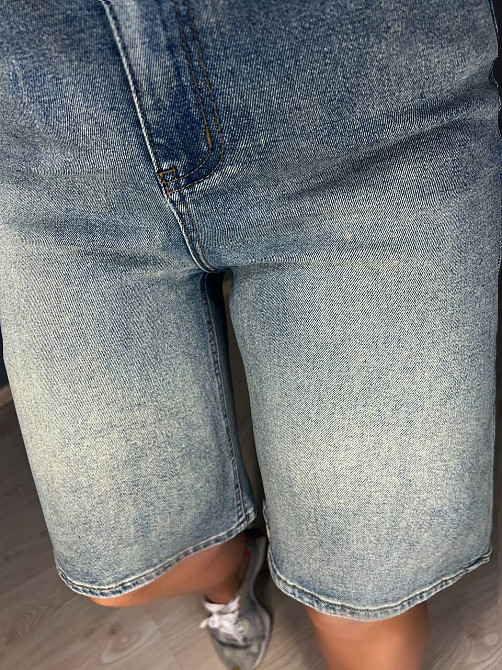 Шорты женские джинсовые Allure 560-88 бермуды с резинкой на талии голубые, голубой, З2, 32, 84 см, 112 см Киев - изображение 7