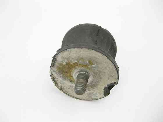 BMW  22316799331 Подушка КПП BMW E81 E82 E36 E46 E90 E91 E92 E39 E36 E85 F13 Одеса