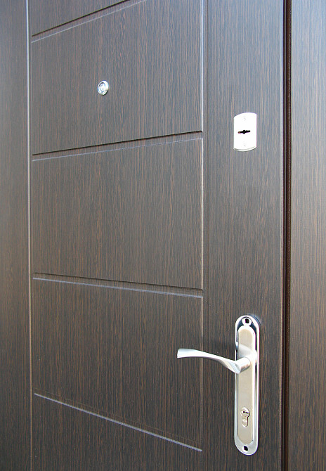 Двери квартирные Redfort, модель Канзас комплектация Эконом 960 Киев - изображение 2