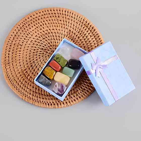 Набір з десяти натуральних каменів RESTEQ — напівдорогоцінні кристали з енергетичним впливом для дому, медитації та подарунка Київ