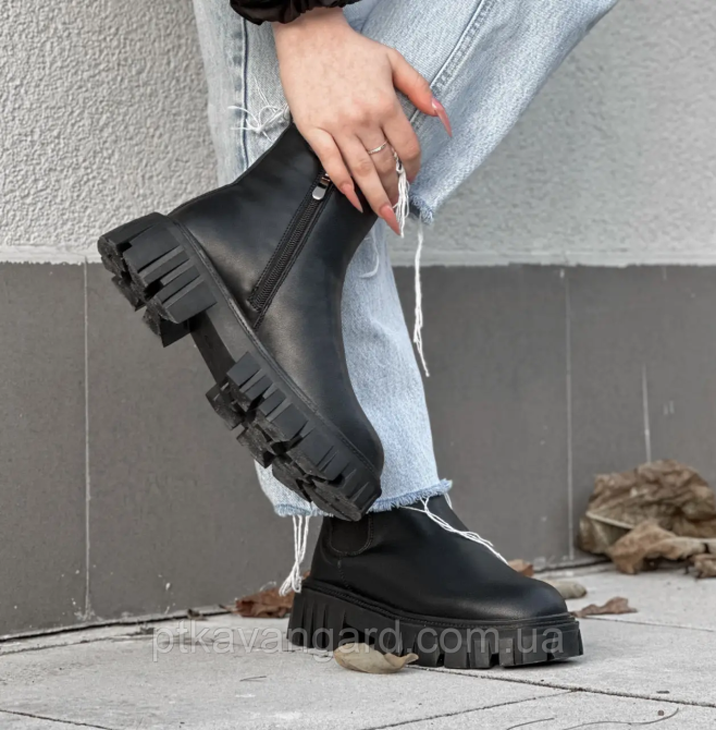 Ботинки женские Челси из натуральной кожи с застежкой демисезонные размер 40 черный Хмельницкий - изображение 4