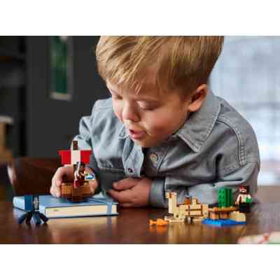 Конструктор LEGO Minecraft Путешествие на пиратском корабле (21259-) Винница