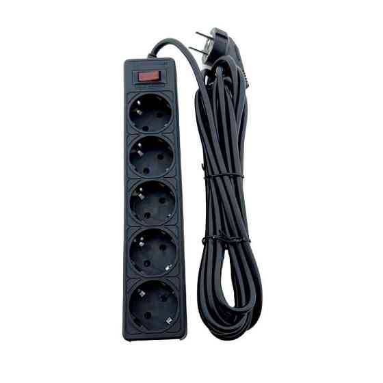 Сетевой фильтр с заземлением 5 гнезд, 5 м, черный Днепр