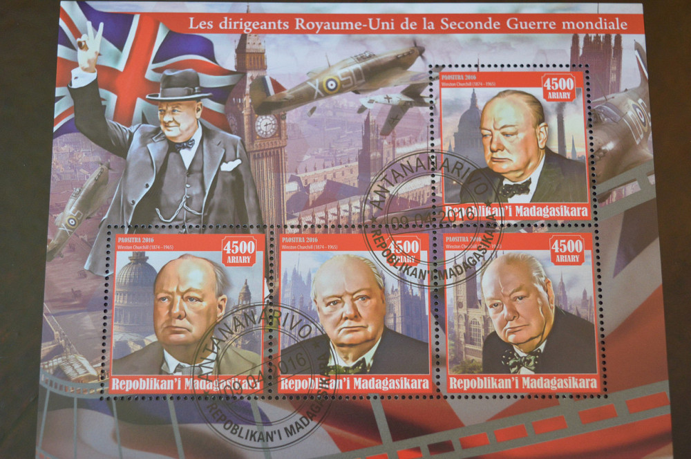 Мадагаскар. История. Личности. Блок. 2017 год (Б-2) Полтава - изображение 1