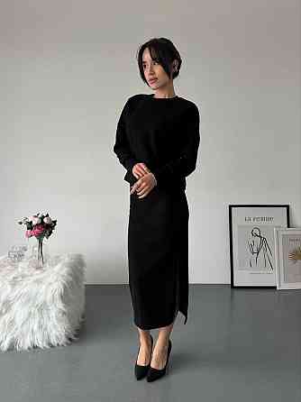 Жіночий стильний теплий костюм двійка з розрізом збоку Одеса