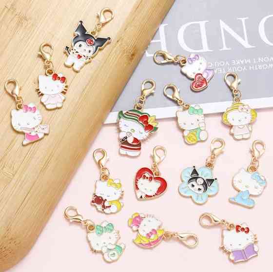 Набор 10 шт. эмалированных подвесок в виде котиков Hello Kitty | Брелки и кулоны из цинкового сплава Киев