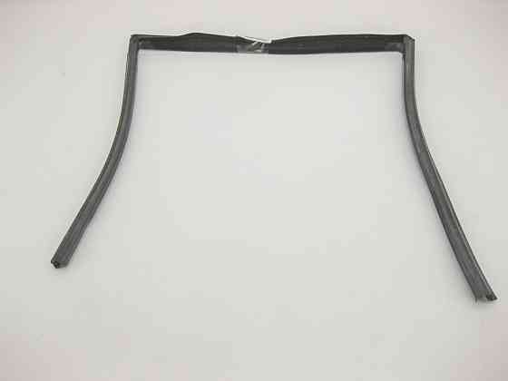 Mercedes-Benz  A1647350825 Ущільнювач опускного скла задніх правих дверей ML W164 Одеса