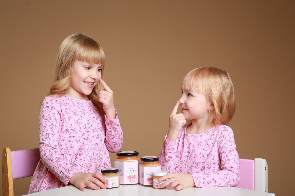 Крем мед с ягодами клубники 500 грамм Одесса - изображение 6