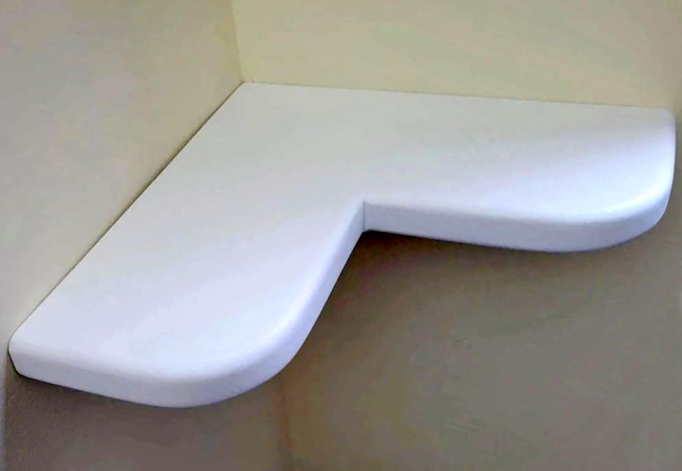 Полка для ванной 