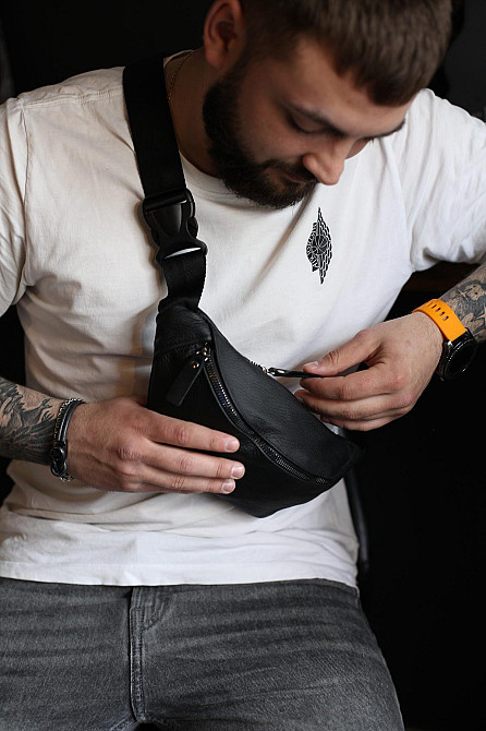 Чоловіча сумка на пояс з натуральної шкіри SL010 (Чорна) Суми - фото 2