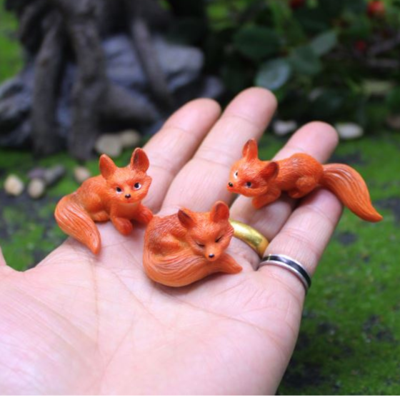 Миниатюрные фигурки Лисички 5.4 х 2.9 х 2 см для микроландшафта, макета. Полистоун Одесса