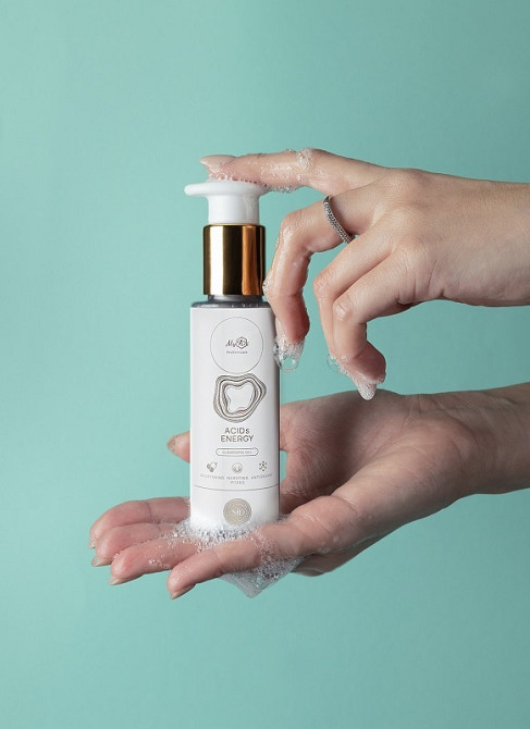 Очищаючий гель з AHA/BHA/PHA кислотами Енергія кислот MyIDi 100 мл Київ - фото 3