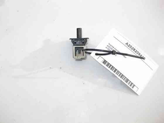 Mercedes-Benz  A2028209410 Кнопка "кінцевик" положення дверей E-Class W210 CLK C208 C209 C-Class W202 W203 W211 S-Class W220 Одесса