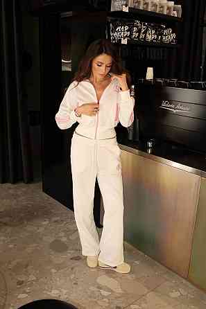 Женский трендовый костюм двойка: кофта и штаны с лампасами турецкая трехнитка Молочный, 48/50 Одесса