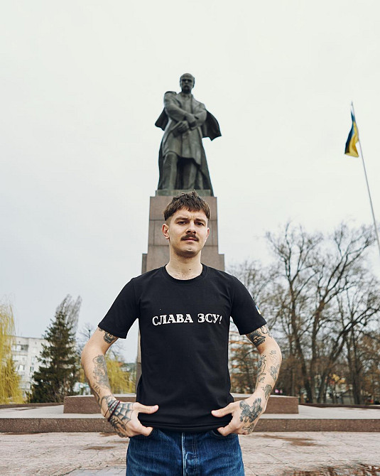 Мужская патриотическая футболка с принтом Слава ЗСУ антивоенная хлопковая черная XL Одесса - изображение 2