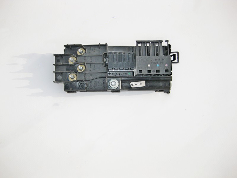 Mercedes-Benz  A2115452401 Задній блок силових запобіжників CLS C219 E-class W211 E-class S211 Одесса - изображение 2