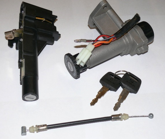 Замок зажигания скутер Сузуки AD 50 в сборе Мукачево - изображение 1