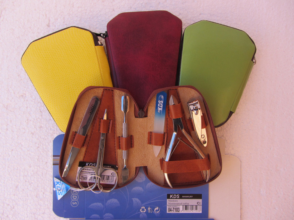 Маникюрный набор KDS (6 предметов) 7103 с металлической пилочкой Киев - изображение 4