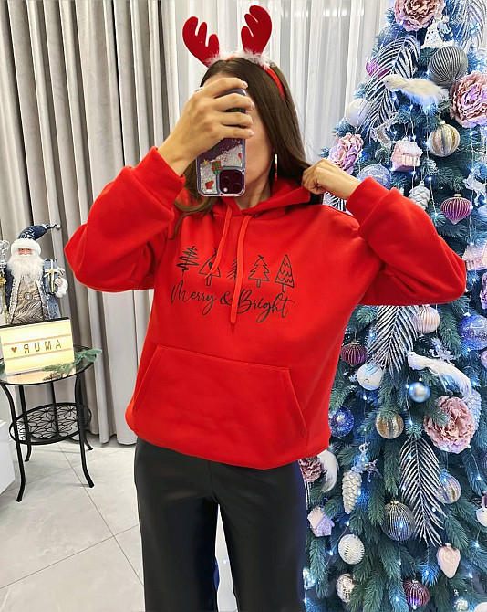 Жіноче затишне оверсайз худі з новорічним принтом тринитка на флісі Червоний, 48/52 Одеса - фото 1