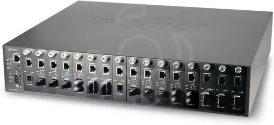 Об'єктив PLANET Корпус NA Конвертери 16 SLOT (MC-1610MR) Київ