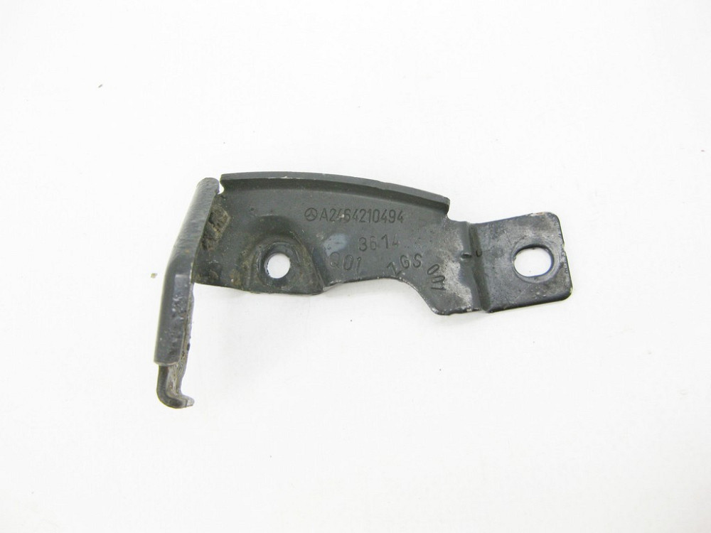 Mercedes-Benz  A2464210494 Кронштеїн передньої гальмівної трубки на правому ланжероні A-Class W176 CLA C117 GLA X156 B-Class W246 Одеса - фото 1