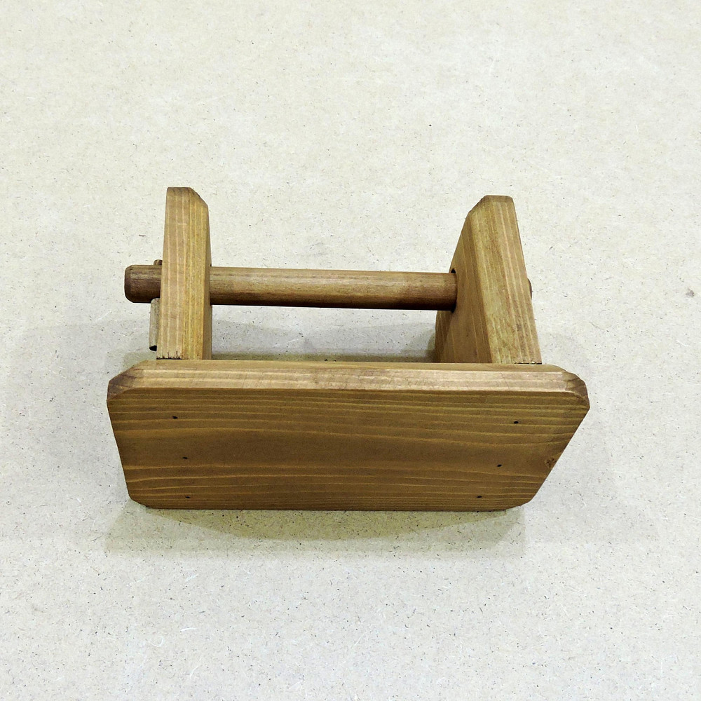 Держатель для туалетной бумаги 