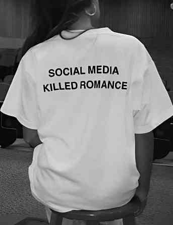 Футболка жіноча з принтом  48 Біла 2664088737 Дніпро