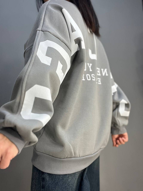 Свитшот женский DAVRAS 8174 оверсайз удлиненная надпись на спине CHICAGO утепленный на флисе one size серый, серый, one size Киев - изображение 16