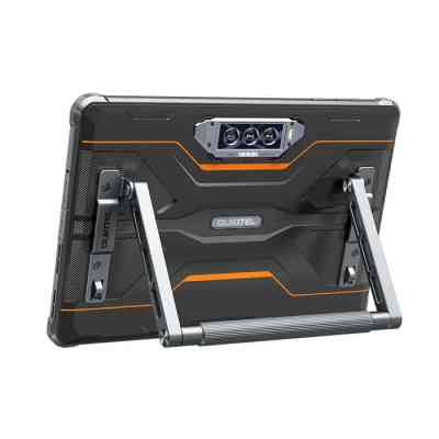 Планшет OUKITEL RT8 6/256GB Dual Sim Black-Orange with hand (6931940756396) Вінниця