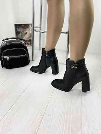 Injers Жіночі черевики INJERS чорні натуральна шкіра висота каблука 8 см розмір 39 (1131) Коломия